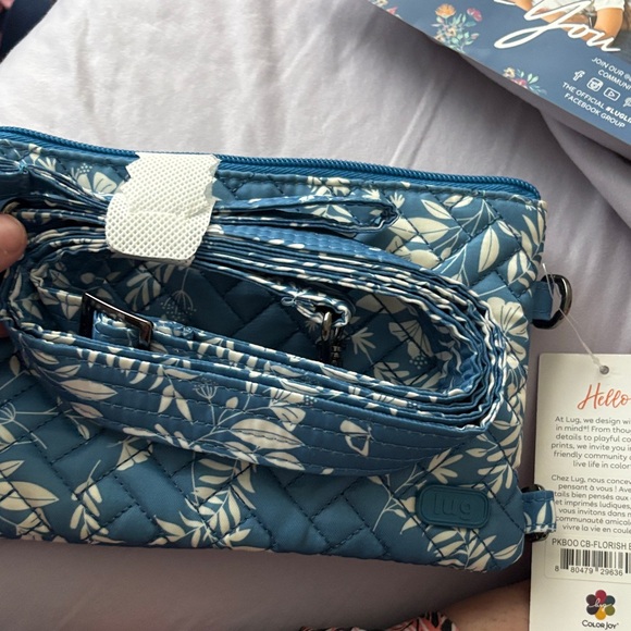 Lug New With Tags Absolutely Beaitiful Quilted Blue Bag with White Leaf Design - Picture 8 of 10